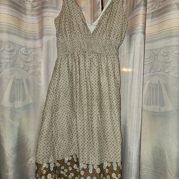 Retro 2000s era sun dress - Picture 3 of 3